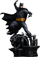 Batman - Batman (Black & Gray Edition) 1/4 Scale Maquette Statue