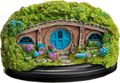 The Hobbit - 36 Bagshot Row Hobbit Hole 3” Diorama Statue