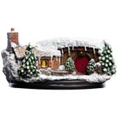 The Hobbit - 35 Bagshot Row Christmas Edition Hobbit Hole 3" Diorama Statue